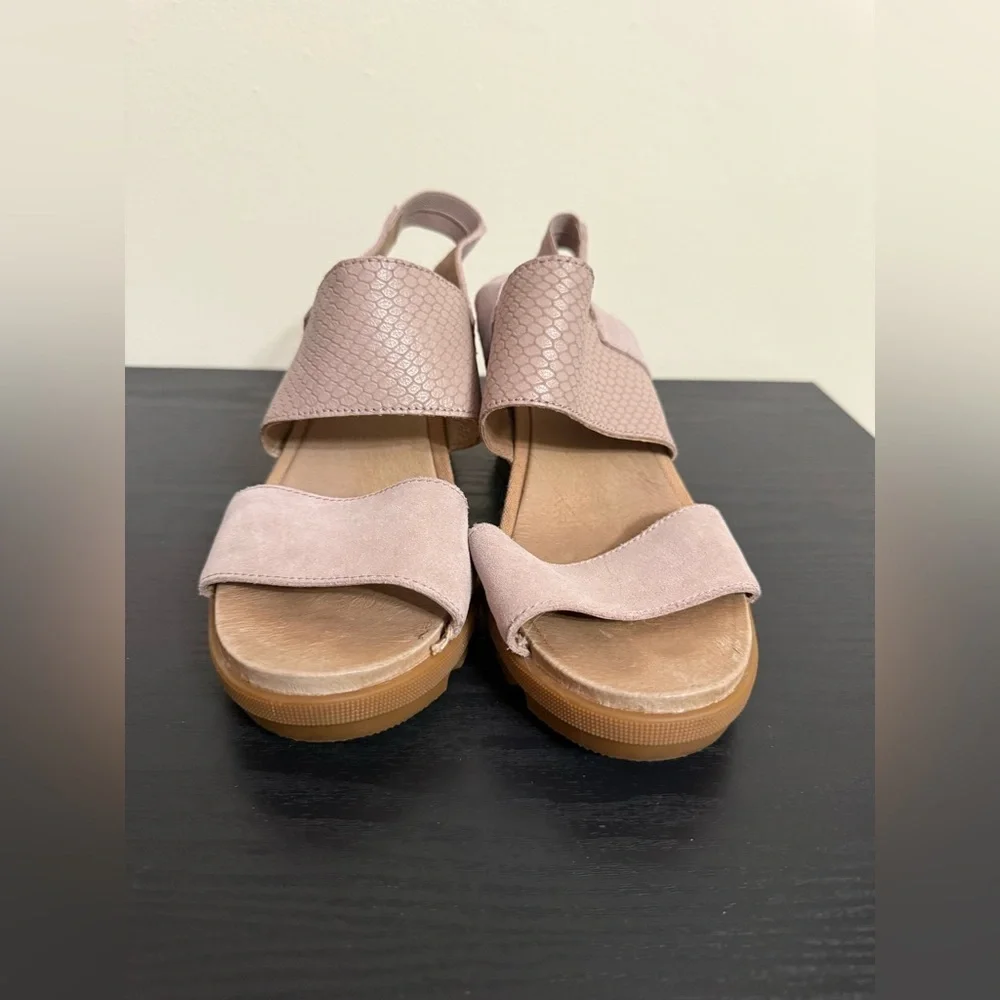 Sorel Joanie Pink Slingback Wedge Leather Sandal Women's Size 9.5 - Picture 2 of 7